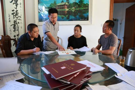 F:2017年2017下半年投稿8月中紀委網站要聞新圖片調查農業合作社賬目.JPG F:2017年2017下半年投稿8月中紀委網站要聞新圖片調查農業合作社賬目.JPG